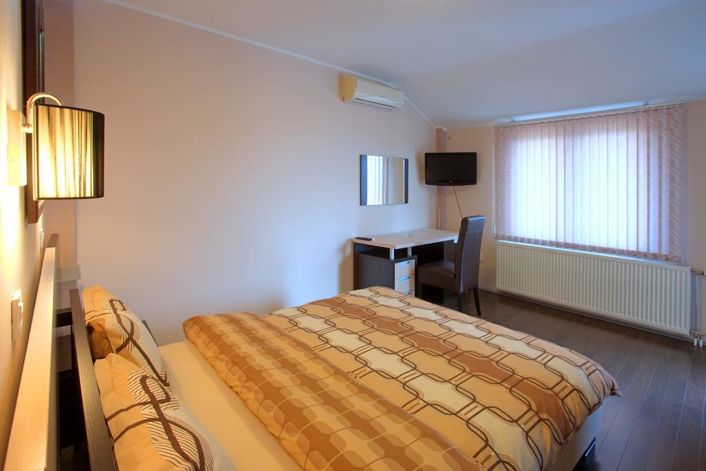 Guesthouse Vitez Vranje Ngoại thất bức ảnh